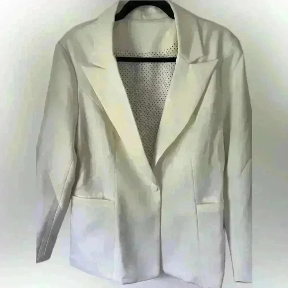 White womans blazer NWOT - Picture 2 of 5